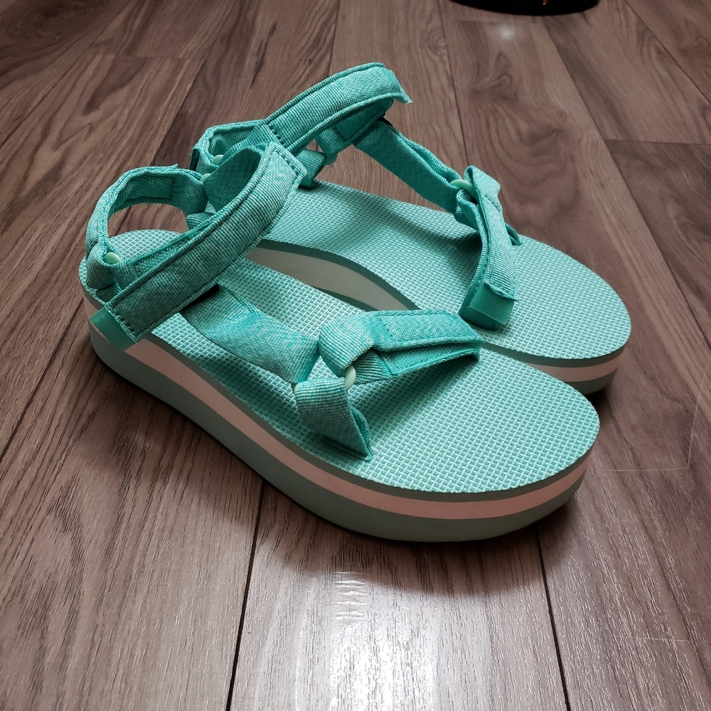 Teva Platform Sandals Size 10